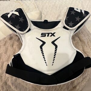 STX Stallion 75 USA Lacrosse shoulder pads -kids medium